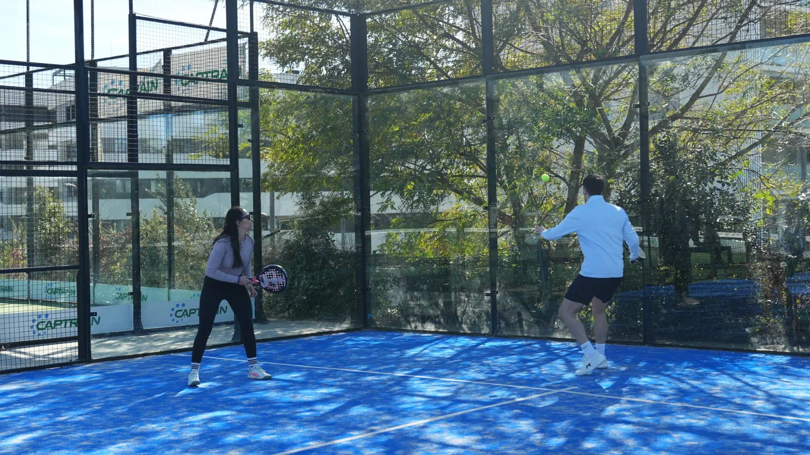 Pista de padel evento empresa Barcelona